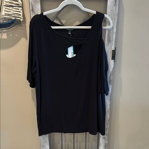 Black Women's Top by Hawthorne 41